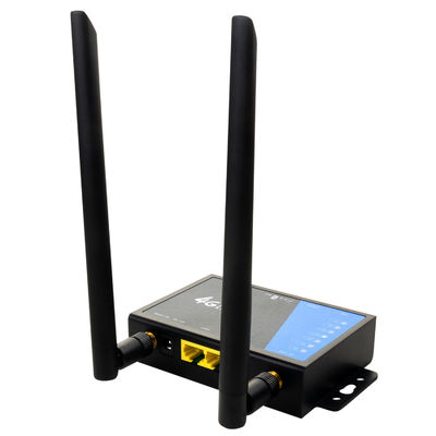300mbps 4G LTE Industrial Router , 32 Users 4G Router With Lan Port